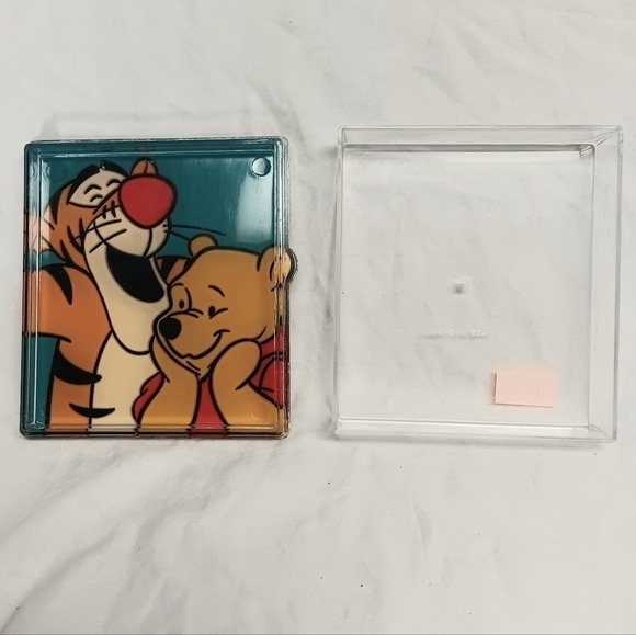 VTG Disney Winnie the Pooh Tigger Trinket Box Jewelry Holder Plastic Acrylic - Picture 3 of 9